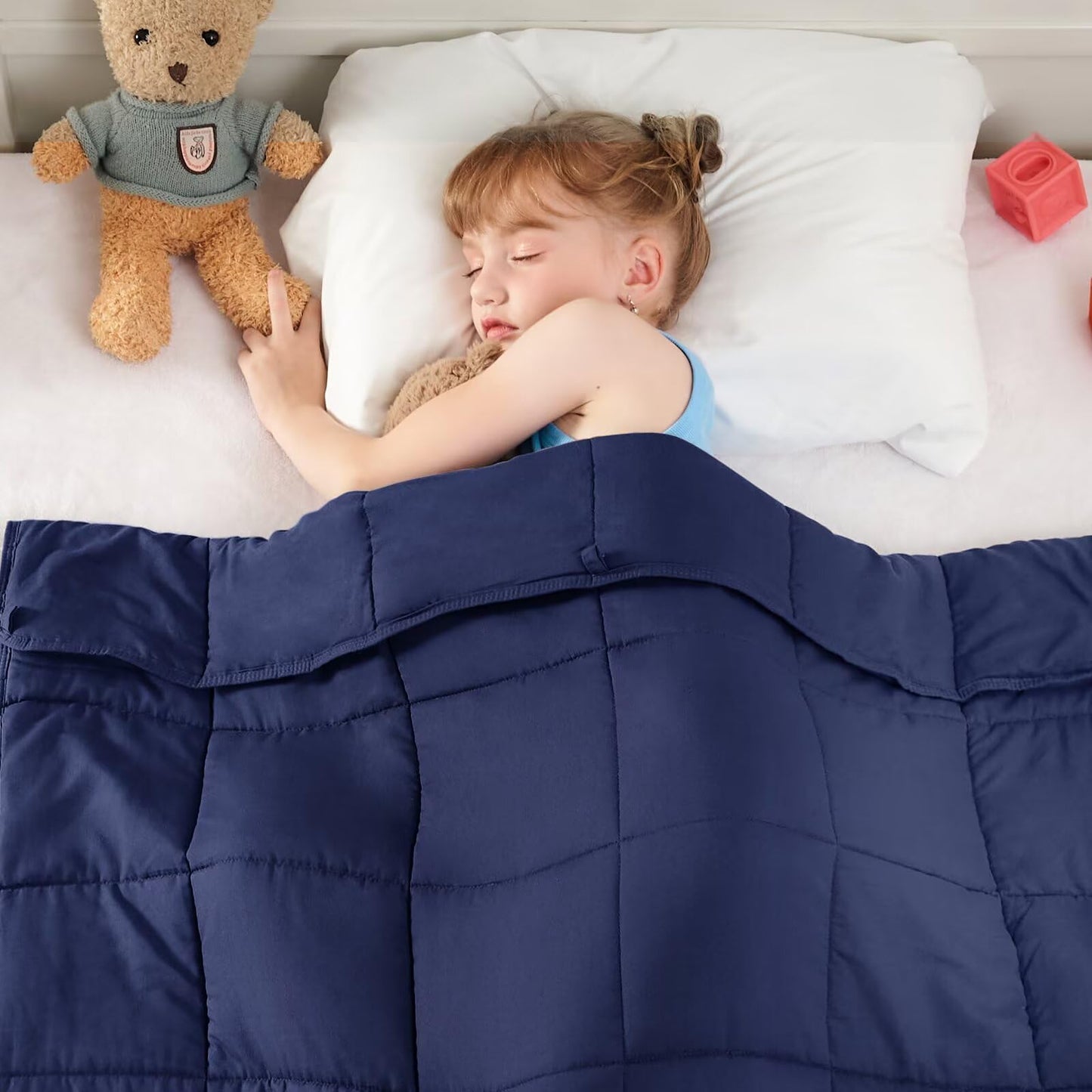 Breathable Cooling Weighted Blanket for All Seasons