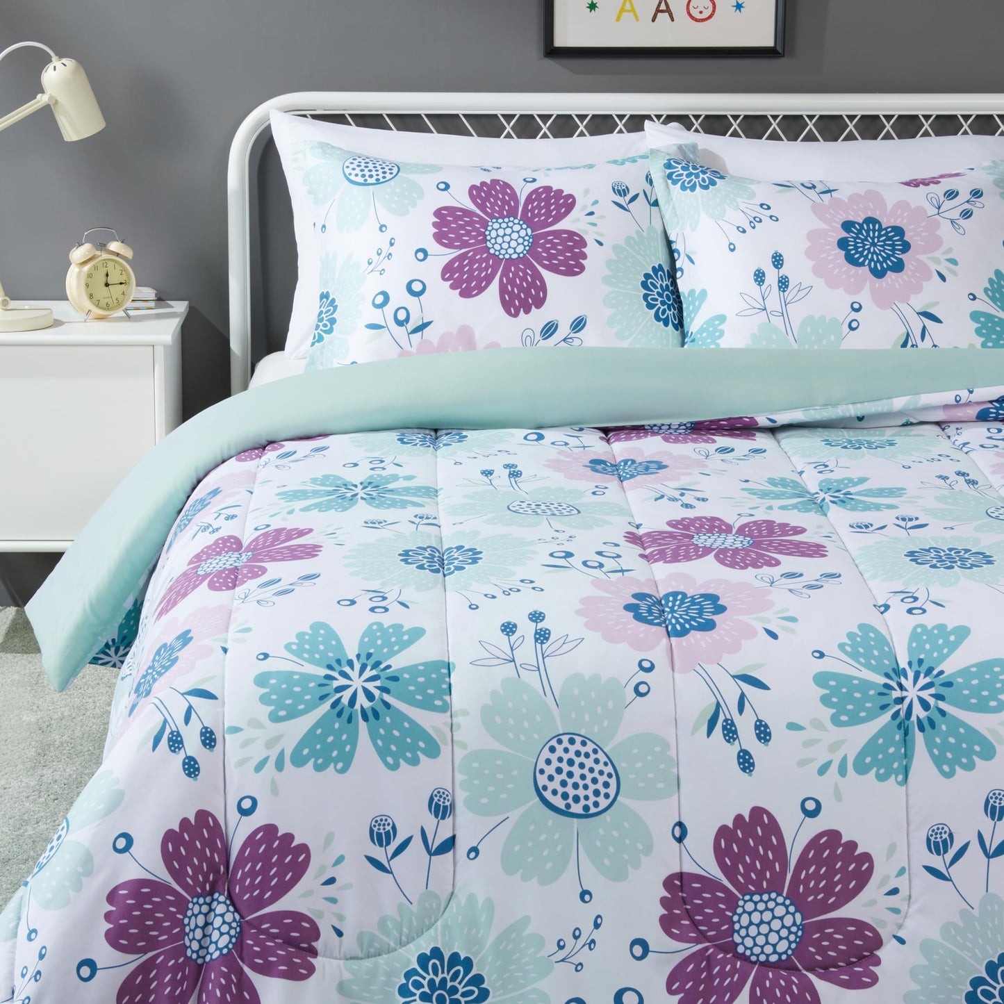 Microfiber Comforter and Pillow Sham Set